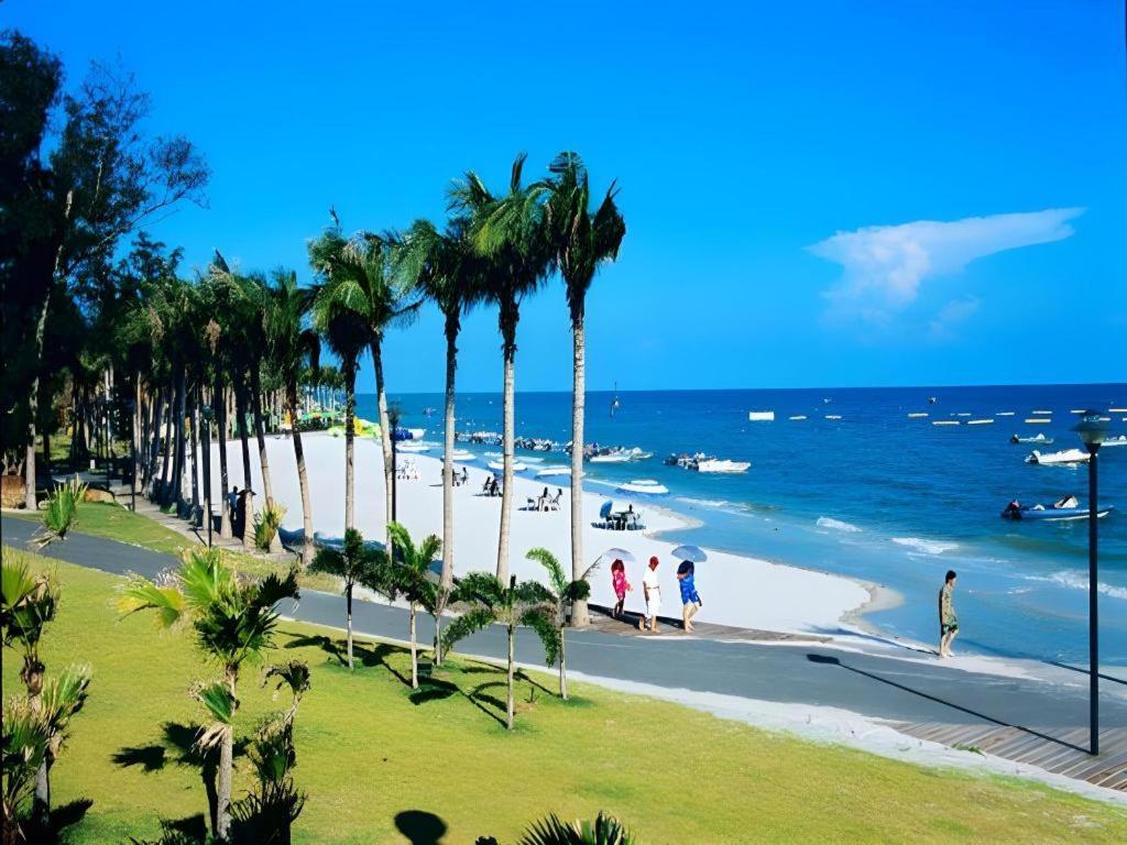 Excemon Beach Hotel Beihai Exterior photo