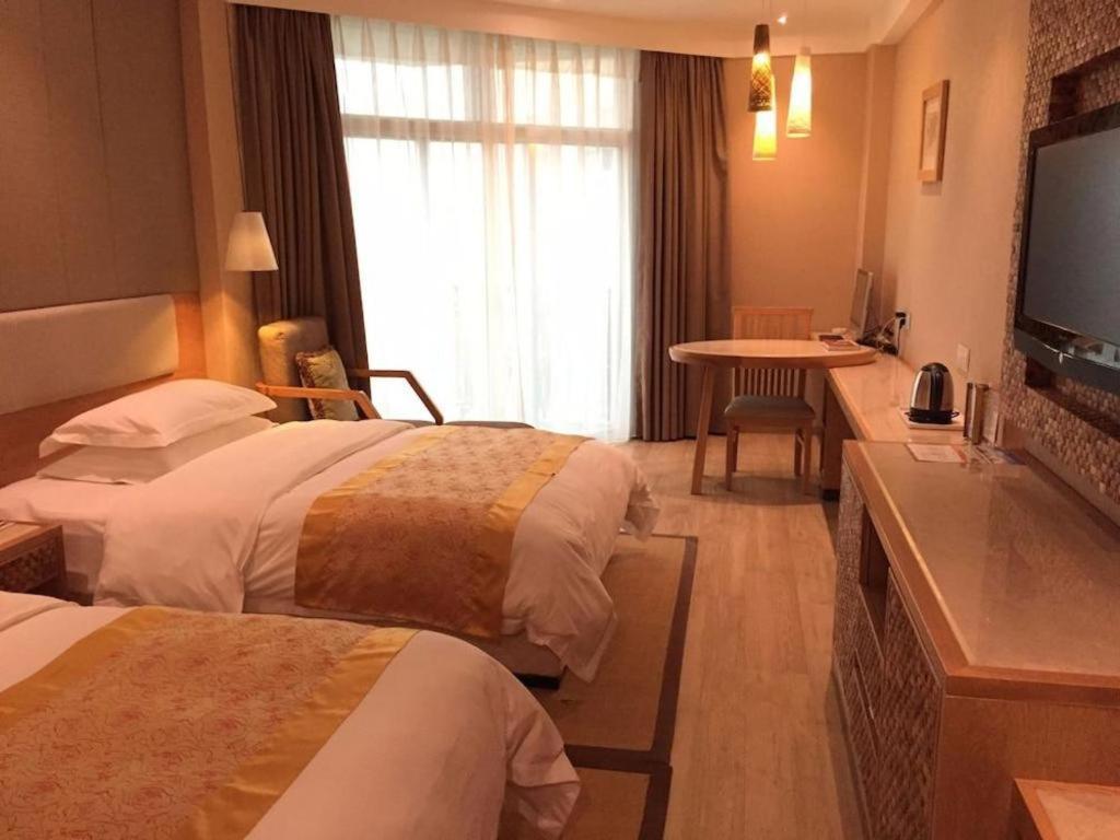Excemon Beach Hotel Beihai Exterior photo