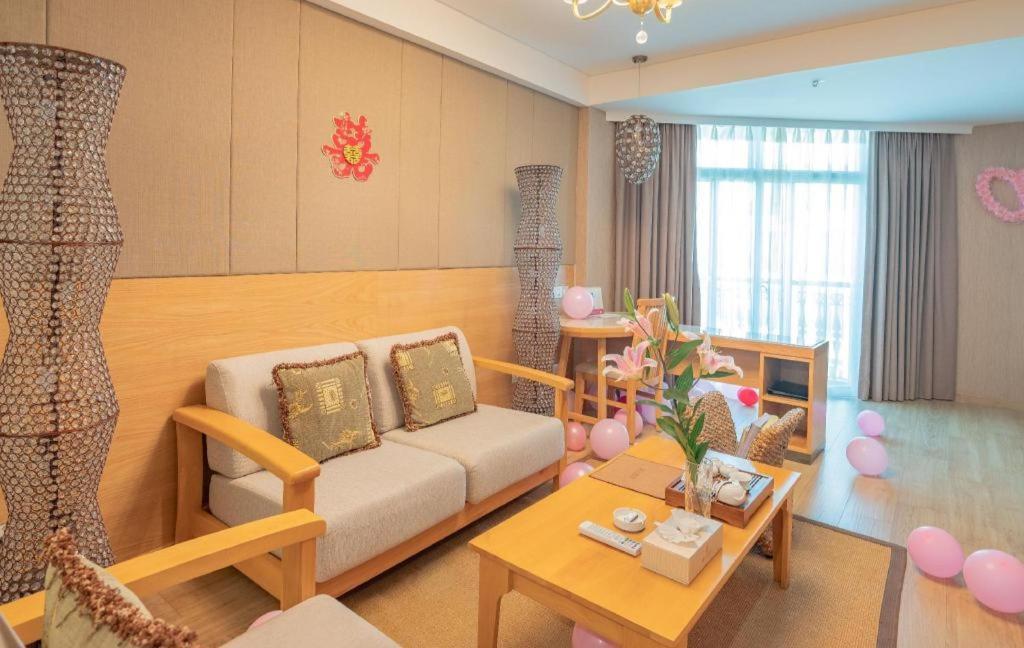 Excemon Beach Hotel Beihai Exterior photo
