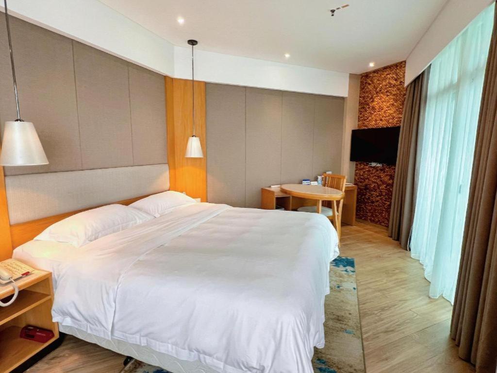 Excemon Beach Hotel Beihai Exterior photo