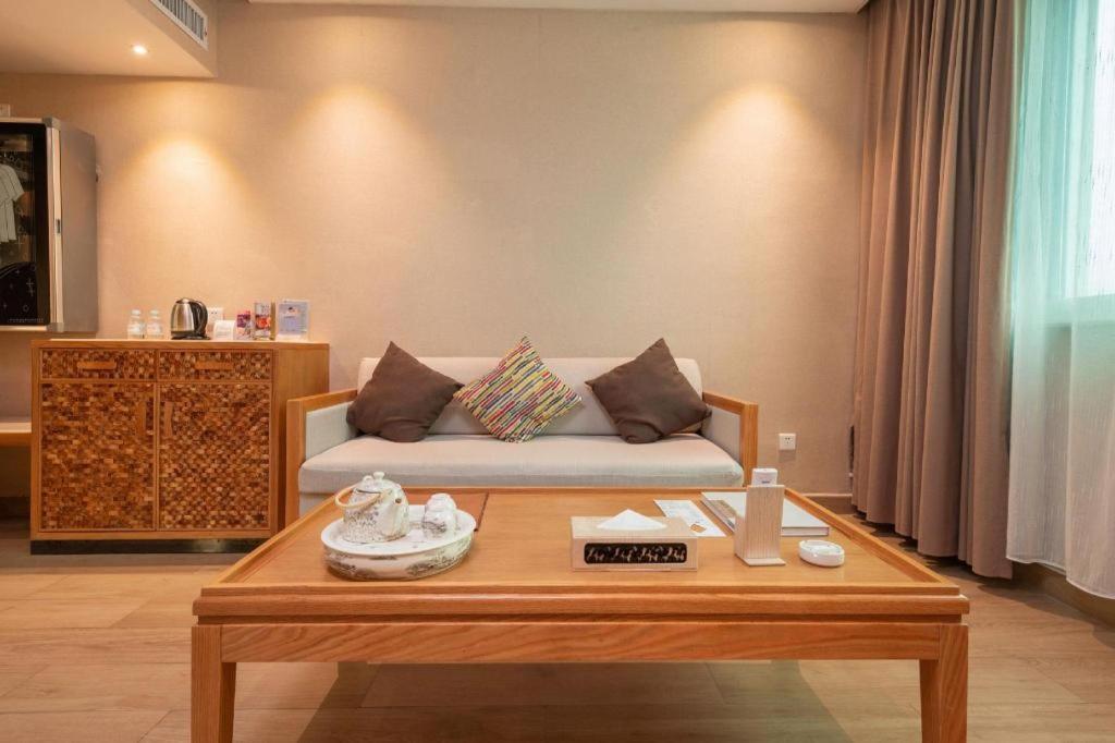 Excemon Beach Hotel Beihai Exterior photo