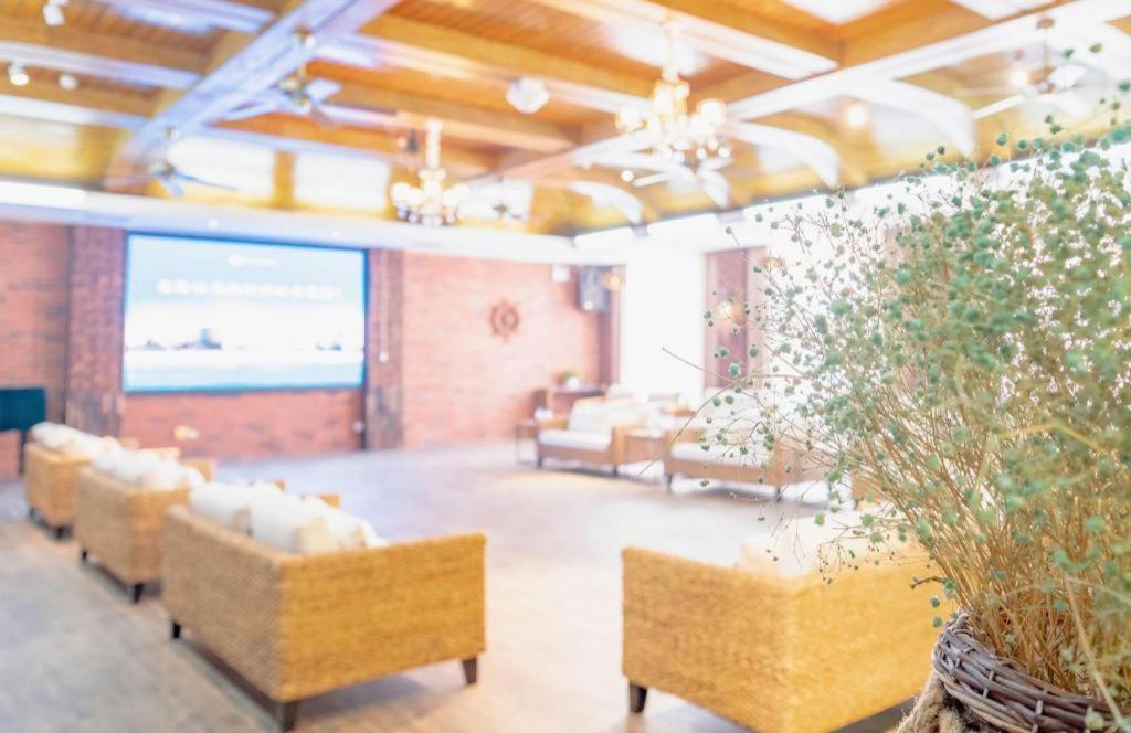 Excemon Beach Hotel Beihai Exterior photo