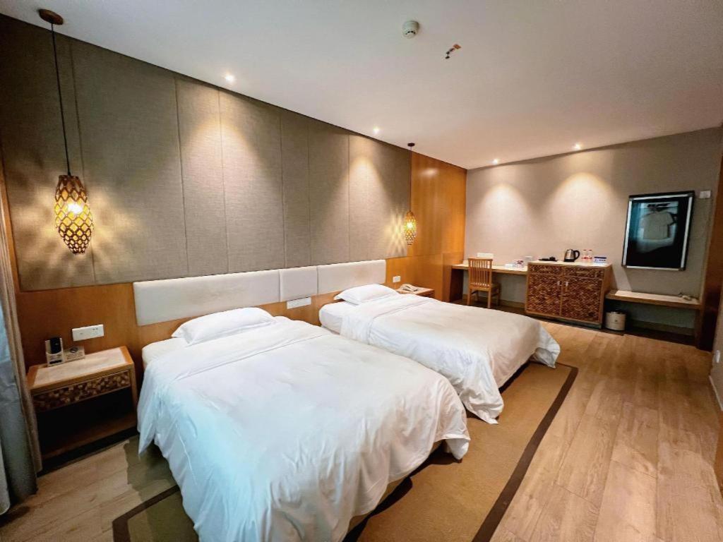 Excemon Beach Hotel Beihai Exterior photo